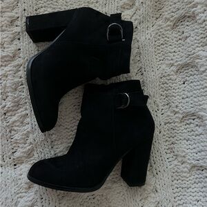 Shoe Dazzle Black Heeled Boots